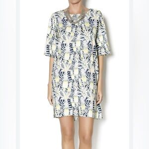 Zenith Women’s Fruit‎ Pineapple Print Loose Fitting Half Sleeve Dress EUC Size M